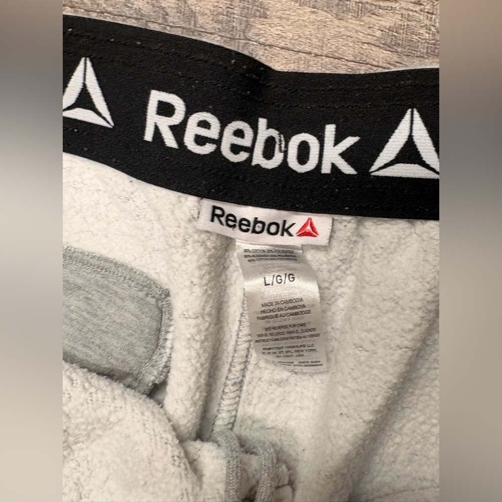 Reebok Light Gray Jogger Sweatpants with Black Trim - Picture 3 of 4